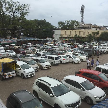 Joshi Yatri Niwas Kolhapur Exterior foto
